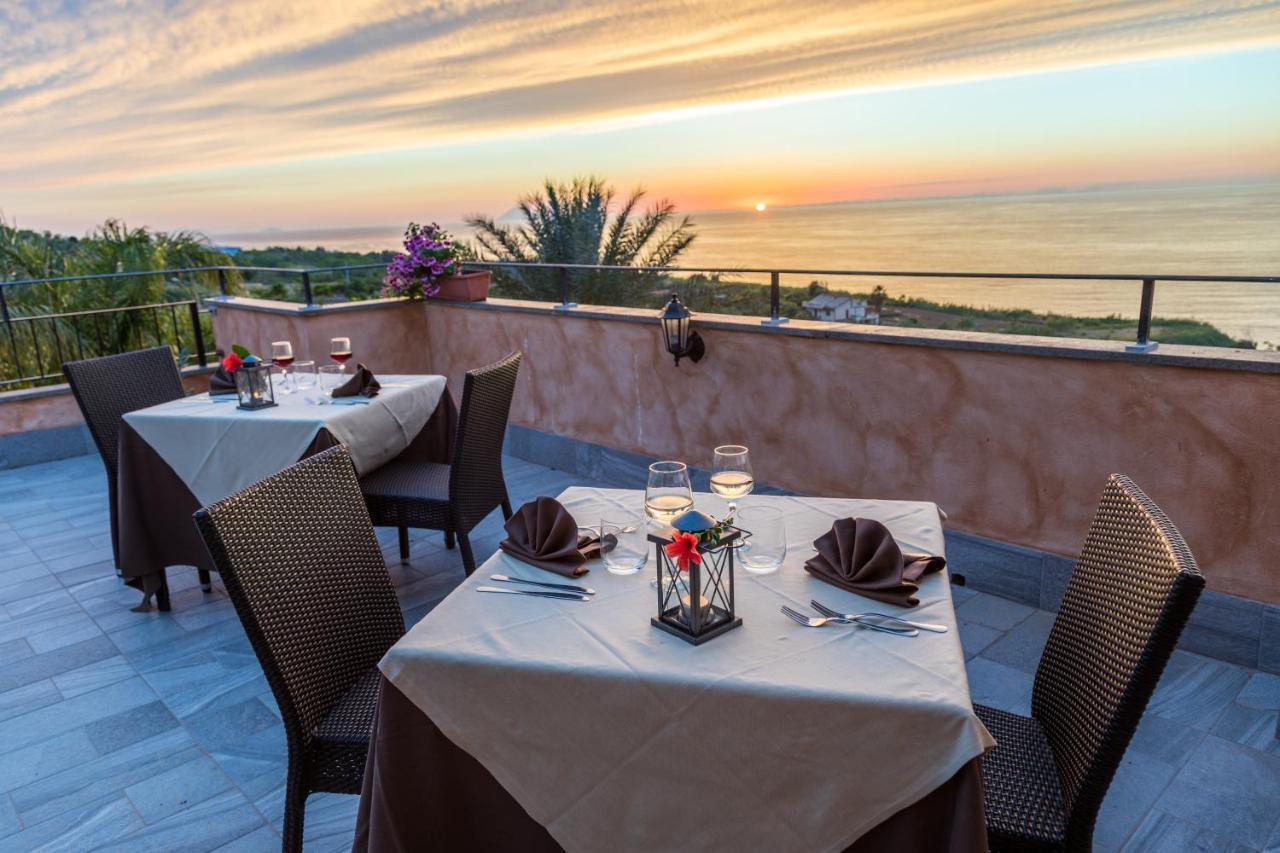 Hotel Cannamele Resort Паргелия Екстериор снимка