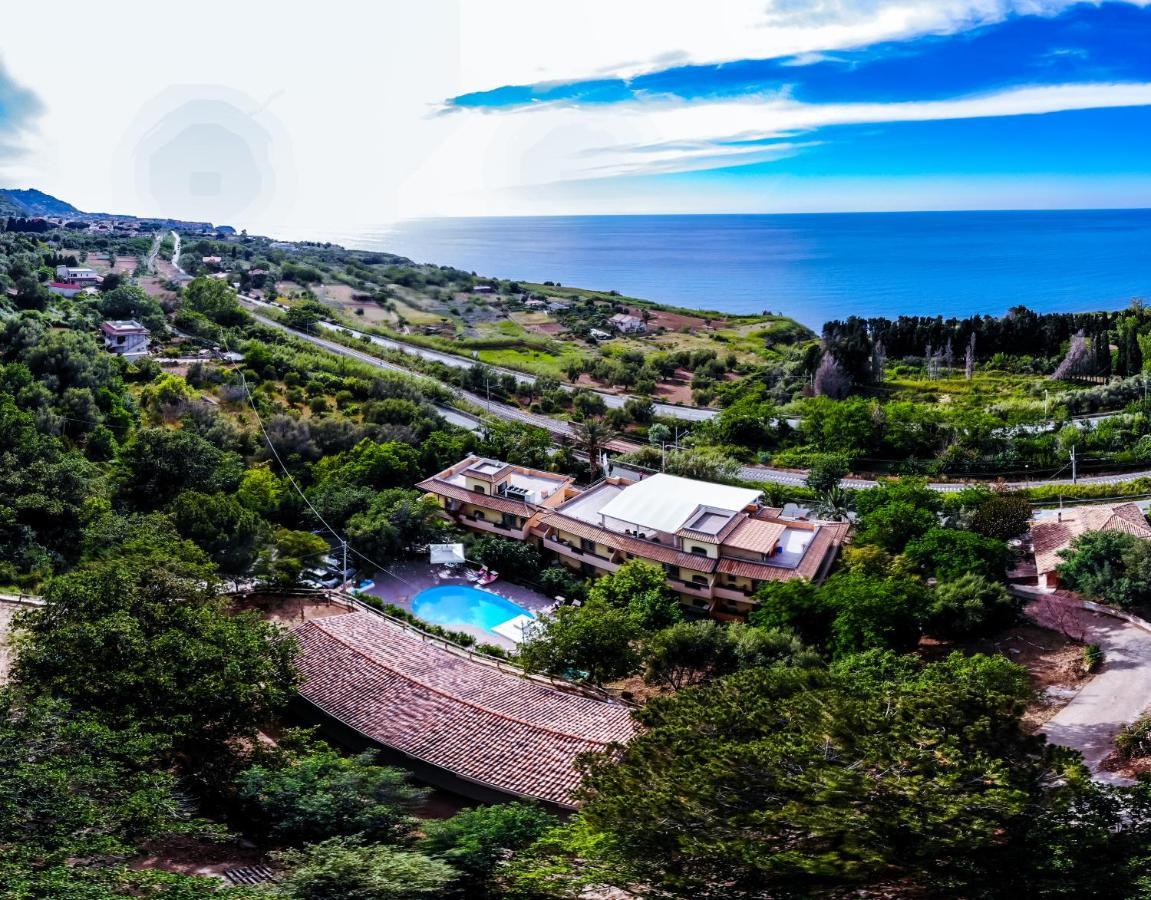 Hotel Cannamele Resort Паргелия Екстериор снимка